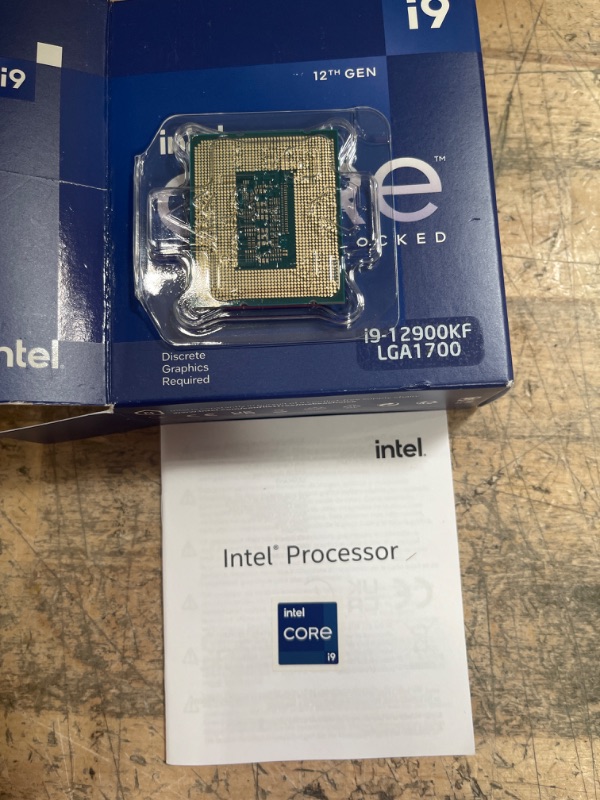 Photo 2 of Intel Core i9-12900KF 3,2GHz 8+8 Kerne 30MB Cache Sockel 1700 (Boxed o. fan) 12TH GEN LGA (S/N: 01143)
