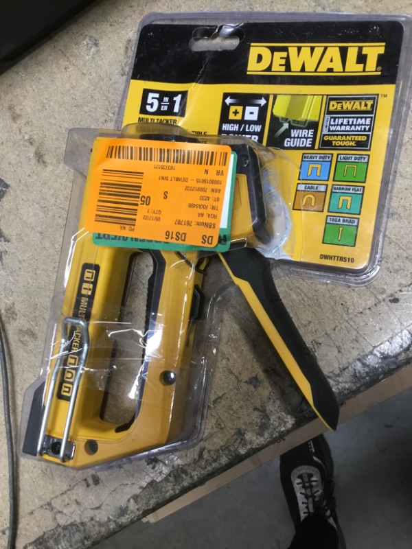 Photo 2 of 
DEWALT
5 in 1 Multi-Tacker Stapler and Brad Nailer Multi-Tool