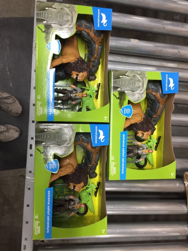 Photo 2 of Animal Planet Extreme Safari Adventure Set
3 pack