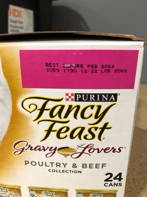 Photo 3 of **EXPIRES  FEB2024** NOT REFUNDABLE Purina Fancy Feast Gravy Wet Cat Food Variety Pack, Gravy Lovers Poultry & Beef Feast Collection - (24) 3 oz. Cans
