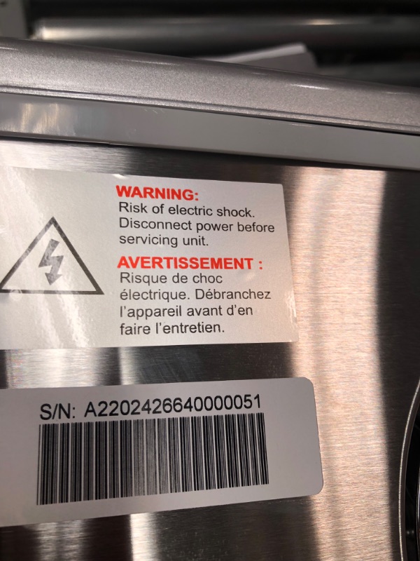 Photo 4 of FRIGIDAIRE EFIC452-SS 40 Lbs Extra Large Clear Maker, Stainless Steel, Makes Square Ice