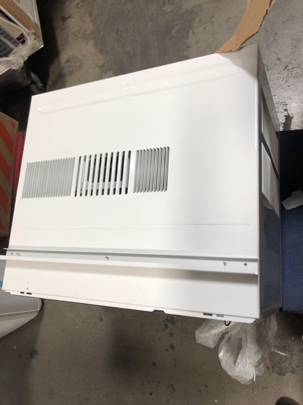 Photo 6 of LG Electronics 12,000 BTU 115-Volt Window Air Conditioner LW1217ERSM Cools 550 Sq. Ft. with ENERGY STAR and Remote, Wi-Fi Enabled