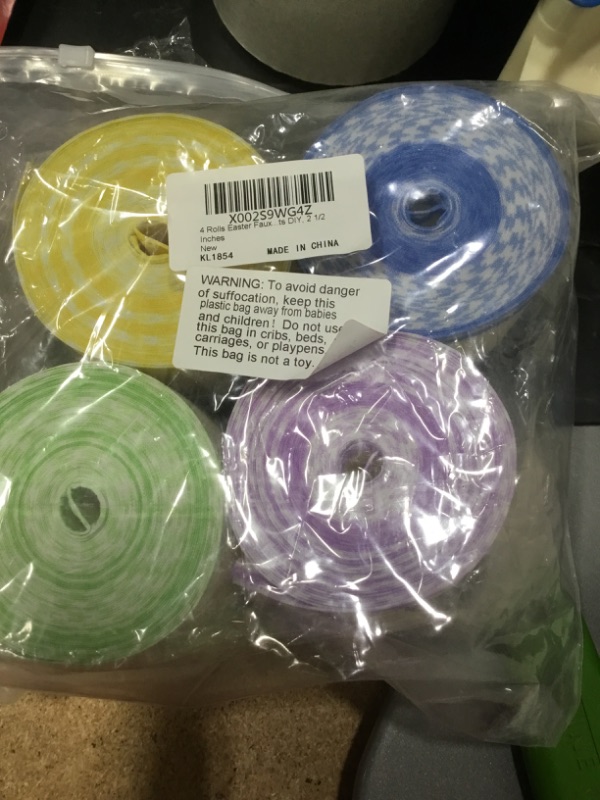 Photo 1 of  Paper Party Streamers (4 Pack)