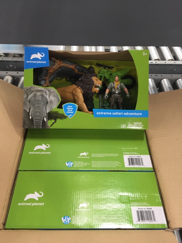 Photo 2 of Animal Planet Extreme Safari Adventure Set (3 SETS)

