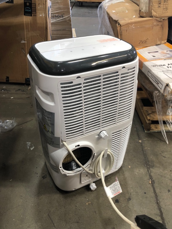 Photo 3 of (DOES NOT FUNCTION)BLACK+DECKER BPP05WTB Portable Air Conditioner with Remote Control 5 000 BTU SACC/CEC (8 000 BTU ASHRAE) Cools up to 150 Square Feet White
