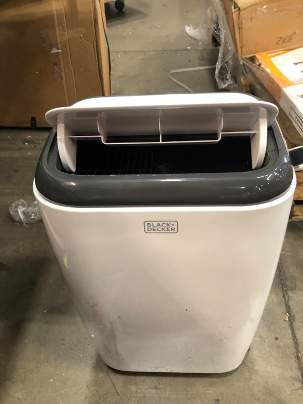 Photo 4 of (DOES NOT FUNCTION)BLACK+DECKER BPP05WTB Portable Air Conditioner with Remote Control 5 000 BTU SACC/CEC (8 000 BTU ASHRAE) Cools up to 150 Square Feet White
