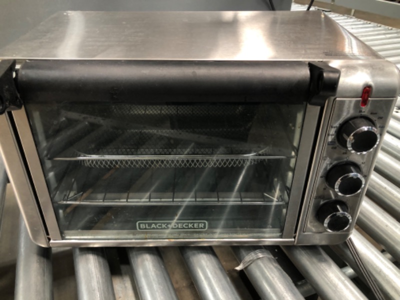 Photo 1 of Black + Decker Crisp 'N Bake Air Fry Toaster Oven
