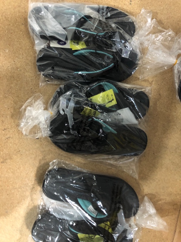 Photo 1 of Boys' Sterling Slip-On Thong Sandals - All in Motion™ 6 2 PACK 

