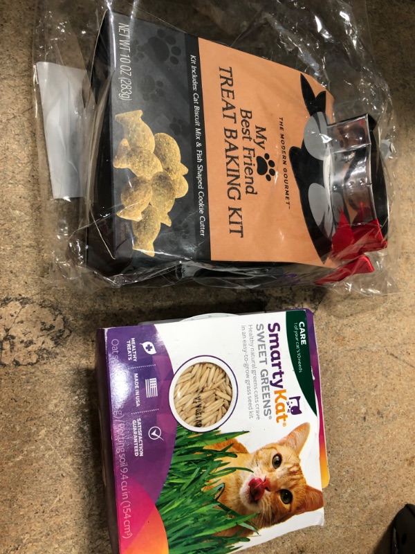 Photo 1 of **EXPIRES OCT2022** NOT REFUNDABLE BUNDLE OF CAT TREATS 