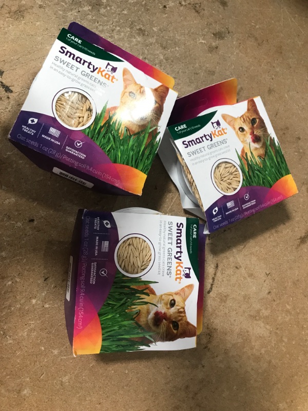 Photo 1 of ** NON EXPIRATION PRINTED **        ** NON-REFUNDABLE **       ** SOLD AS IS **          ** SETS OF 3 **
SmartyKat SweetGreens Cat Grass Kit-
