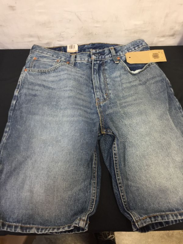 Photo 2 of NWT mens Levi's Light Wash 569 Jean shorts size 32