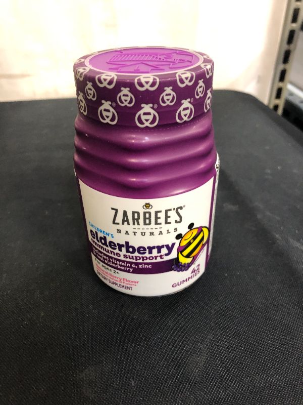 Photo 2 of Zarbee's Naturals Children's Elderberry Immune Support with Vitamin C & Zinc, Natural Berry Flavor, 42 Gummies EXP 07.2022