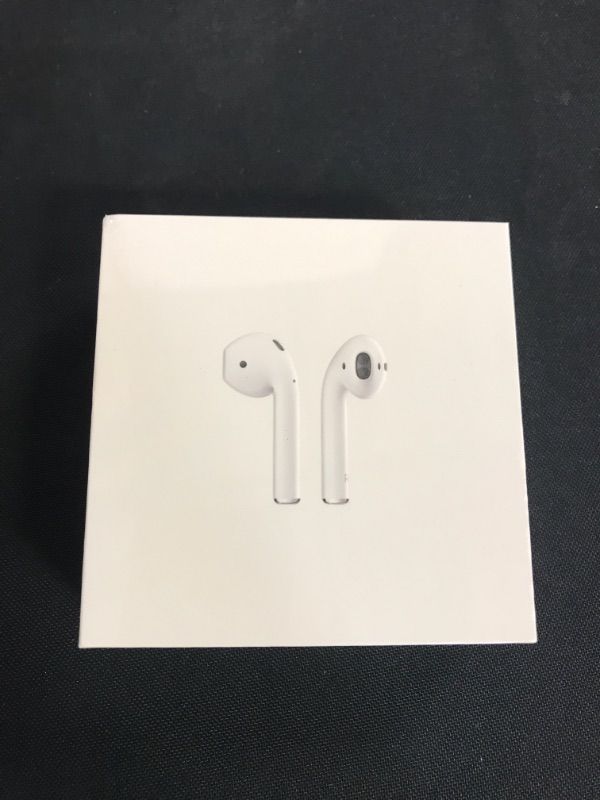 Photo 2 of Apple AirPods (2nd Generation)
