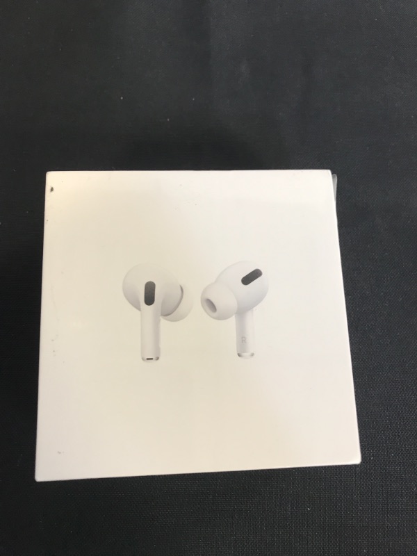 Photo 2 of Apple AirPods Pro
