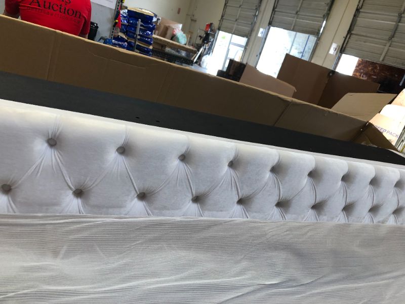 Photo 1 of Meridian Furniture Bliss Collection Modern | Contemporary Velvet Upholstered Bed with Deep Button Tufting and Storage Compartments in Rails and Footboard, White, King **BOX 2 OF 3**