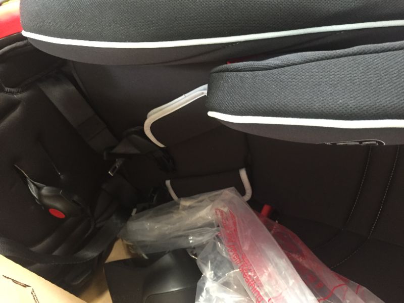 Photo 3 of Graco Atlas 65 2-in-1 Harness Booster Car Seat, Glacier