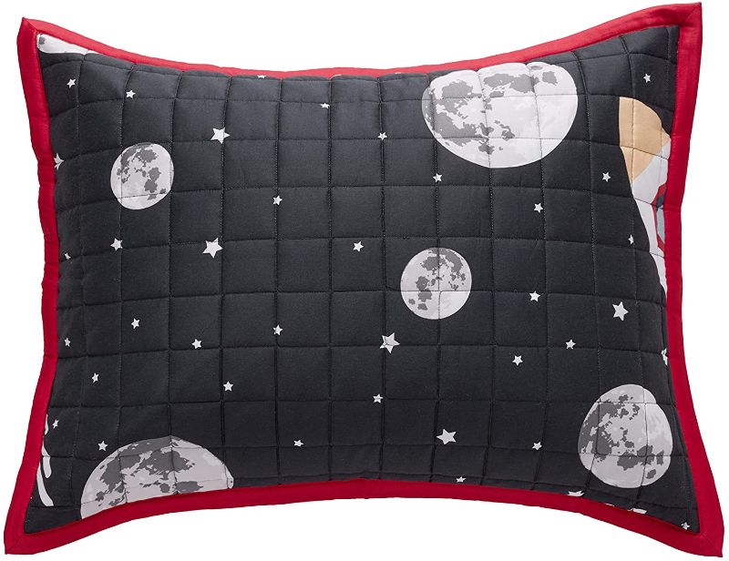 Photo 1 of Amazon Basics Kids Cotton Reversible Quilt Bedspread - Standard Sham, Flaming Red & Space Rockets
