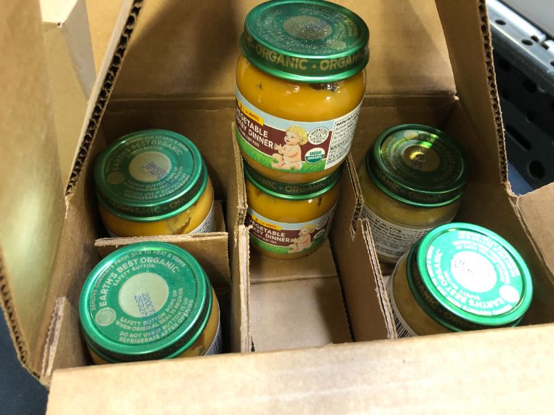 Photo 1 of Earth's Best Organic Stage 2 Baby Food, Protein Jars Variety Pack, 4 oz (Pack of 12) exp 10-2023
