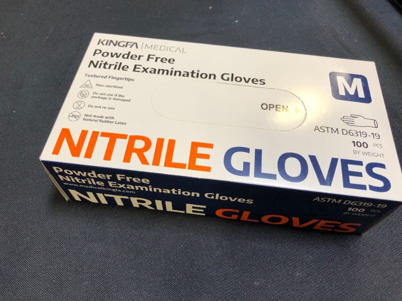 Photo 1 of 100pcs Disposable Gloves Pack medium 