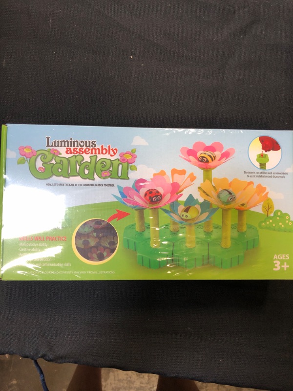 Photo 2 of HamburBaby Luminous Assembly Garden Flower Building Toys, Take Apart & DIY Educational Activity Play Set, Glow in The Dark, Develop STEM Ability, for Preschool Boys Girls Ages 3+ (Green)
factory sealed 