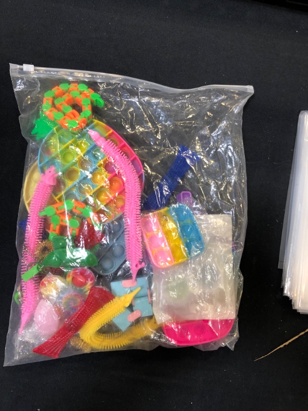 Photo 1 of bundle of fidget toys 