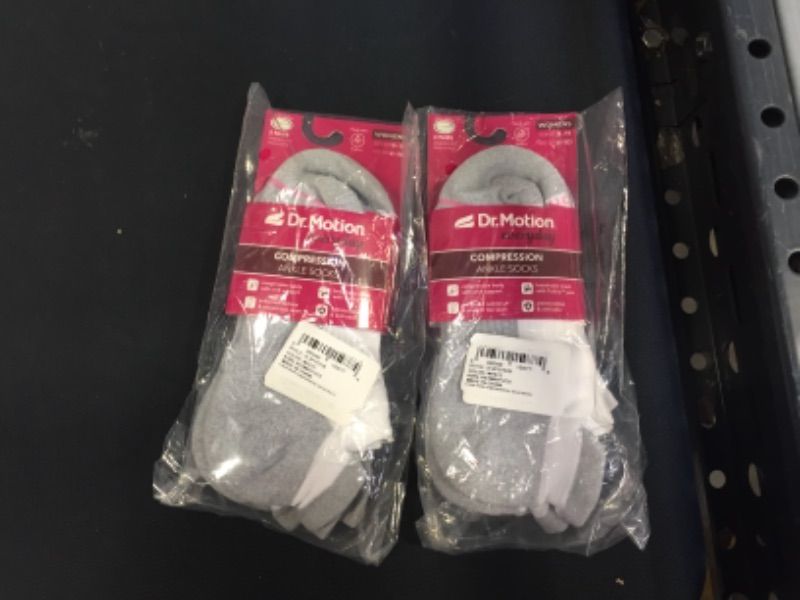 Photo 2 of Dr. Motion Women's 2 pairs Mild Compression Ankle Socks 4-10 2 pack 
