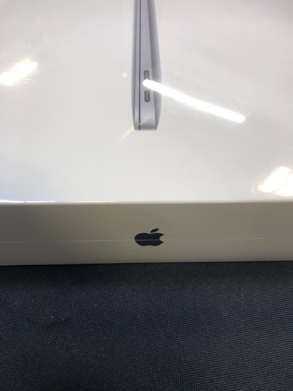 Photo 6 of 2020 Apple MacBook Air Laptop: Apple M1 Chip, 13” Retina Display, 8GB RAM, 512GB SSD Storage, Backlit Keyboard, FaceTime HD Camera, Touch ID. Works with iPhone/iPad; Space Gray
