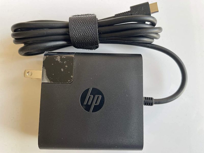 Photo 1 of HP 65W Travel USB C AC Adapter for HP Spectre X2 X360, HP EliteBook x360 1040 G6, TPN-CA06, L30757-002, L32392-001, TPN-AA03, L30757-004, L32392-001,860209-850, 925740-002.
