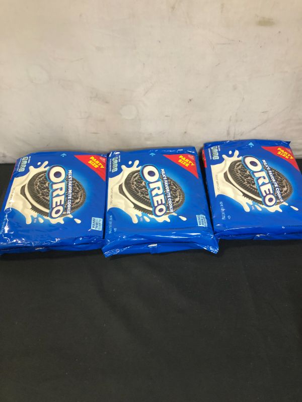 Photo 1 of 3 PACK OF OREOS 