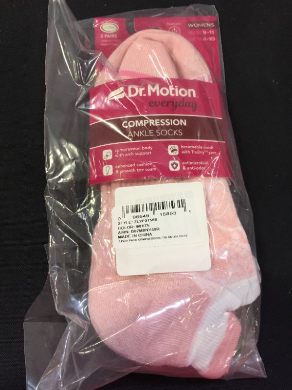 Photo 2 of Dr. Motion Women's 2PK Dr. Motion Compression Low Cut Socks Socks Hosiery, Pale Salmon/White tri color dots, SIZED 4-10
