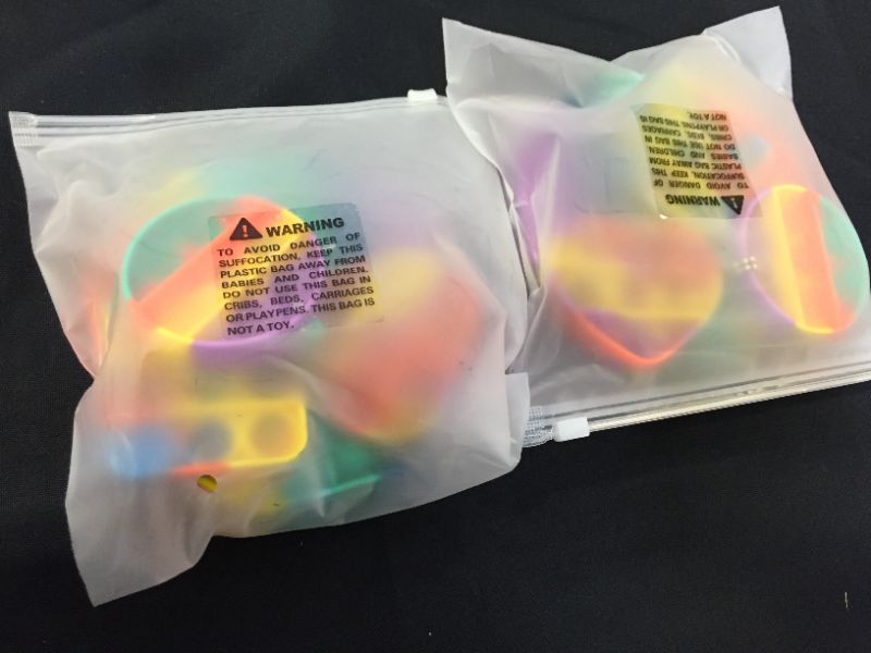 Photo 1 of 4 Pop Fidget Toys Mini Pop Its Keychain for Girls Boys Sensory Toys for Autistic Children Figetget Toys Pack Among Us Simple Dimple Jumbo Poppers Fidget Toy Pack Party Favors for Kids
2 PACK