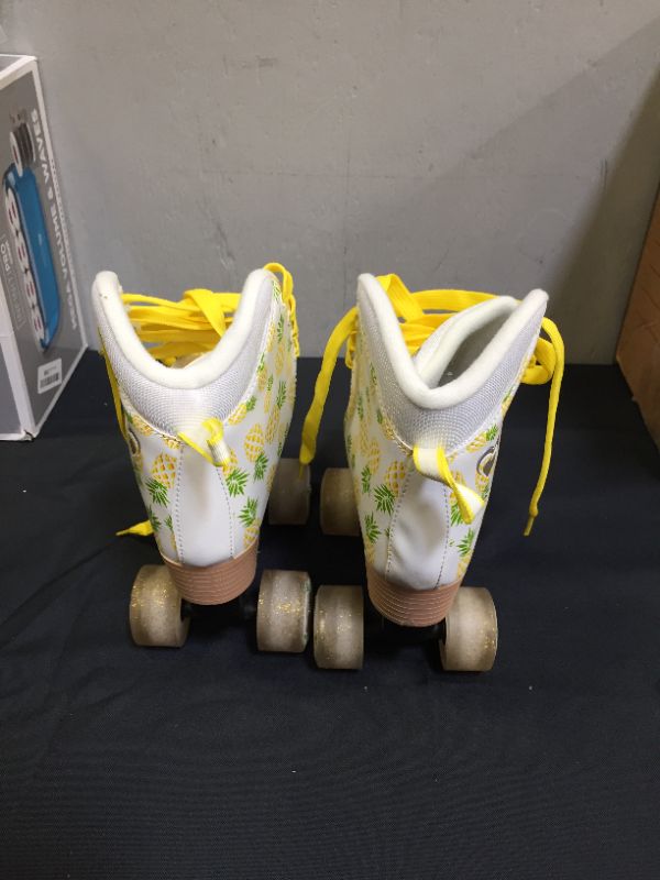 Photo 5 of Circle Society Classic Adjustable Children's Roller Skates, US SIZE 7 Girls, Crushed Pineapple