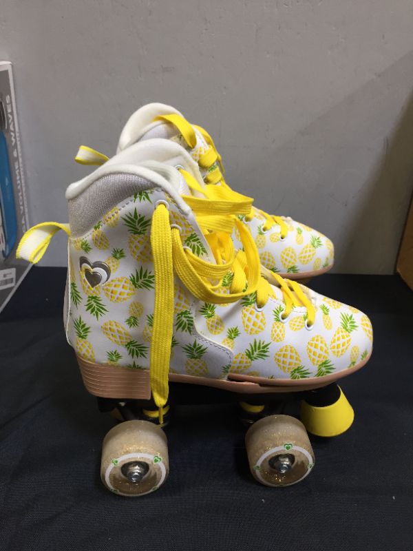 Photo 4 of Circle Society Classic Adjustable Children's Roller Skates, US SIZE 7 Girls, Crushed Pineapple