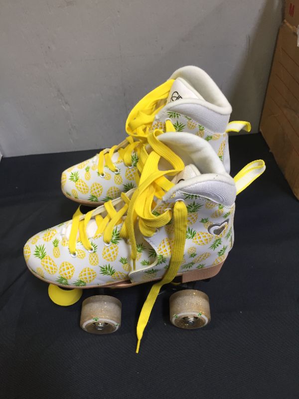 Photo 3 of Circle Society Classic Adjustable Children's Roller Skates, US SIZE 7 Girls, Crushed Pineapple