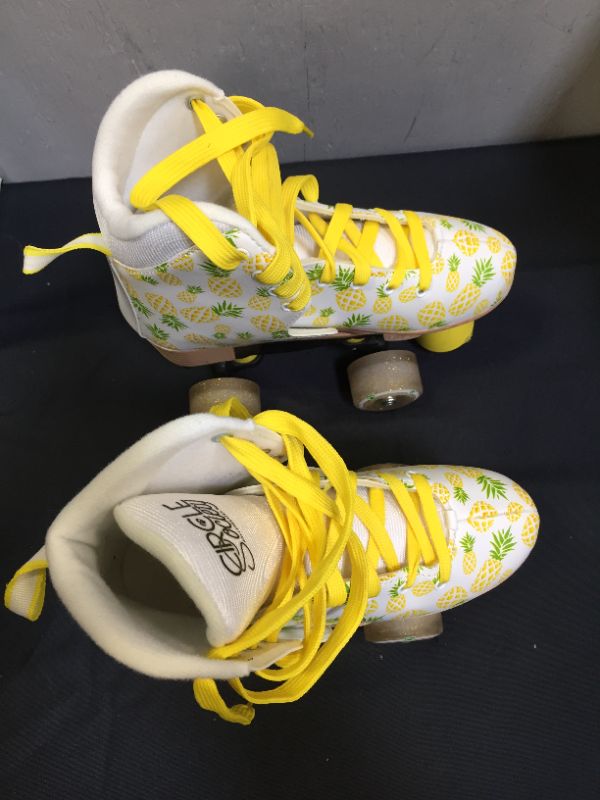 Photo 7 of Circle Society Classic Adjustable Children's Roller Skates, US SIZE 7 Girls, Crushed Pineapple