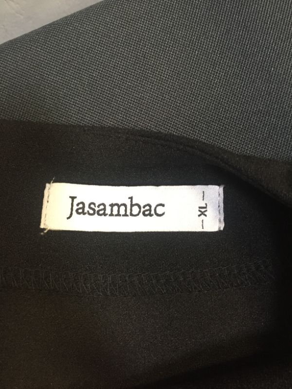 Photo 2 of JASAMBAC WOMENS DRESS BLACK LEOPARD PRINT
SIZE 2XL