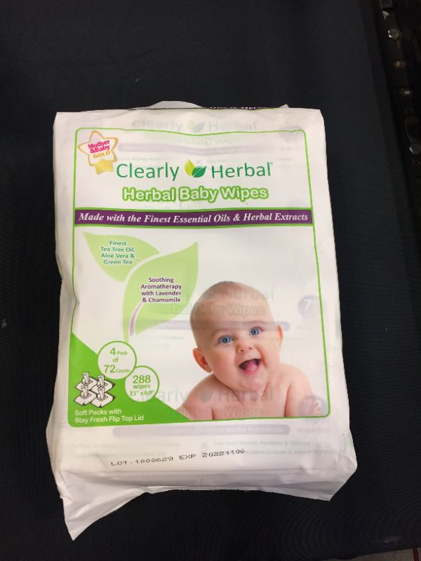 Photo 1 of Clearly Herbal All Natural Gentle Baby Wipes- Lavender & Chamomile4 PCK 72 CTS
EXP 11/06/2022