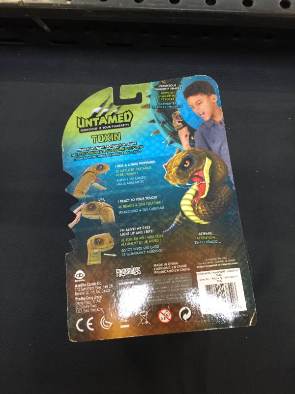 Photo 2 of WowWee Untamed Snakes - Toxin (Rattle Snake) - Interactive Toy
