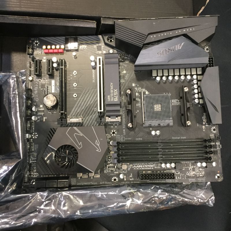 Photo 2 of GIGABYTE X570 AORUS Elite Wi-Fi (AMD Ryzen 3000/X570/ATX/PCIe4.0/DDR4/Intel Dual Band 802.11AC Wi-Fi/Front USB Type-C/RGB Fusion 2.0/M.2 Thermal Guard/Gaming Motherboard)