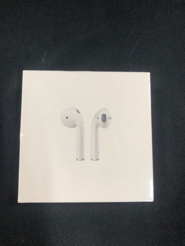 Photo 2 of Apple AirPods (2nd Generation)
