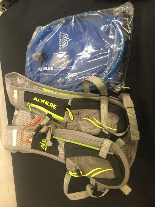 Photo 2 of AONIJIE Hydration Packs 5.5L Trail Running Vest with 2L Bladder Reservoir Marathoner Hydro Backpack
