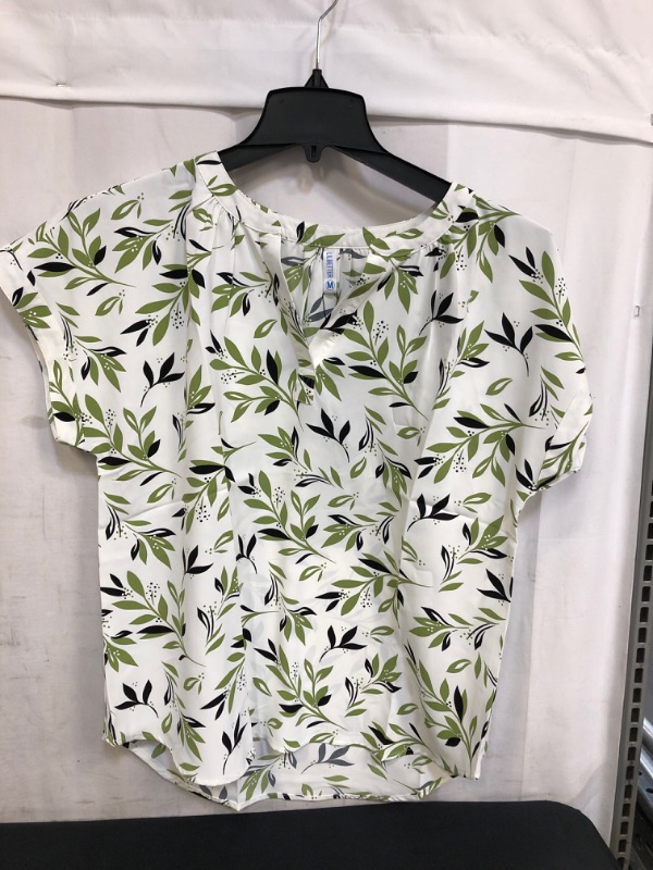 Photo 2 of LILBETTER WOMENS LEAF WHITE SHIRTS, SIZE M