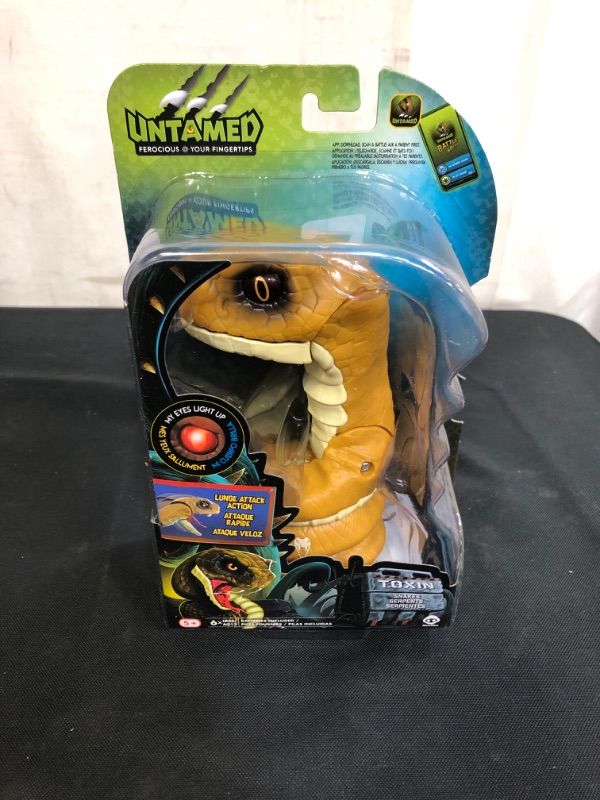 Photo 2 of WowWee Untamed Snakes - Toxin (Rattle Snake) - Interactive Toy
