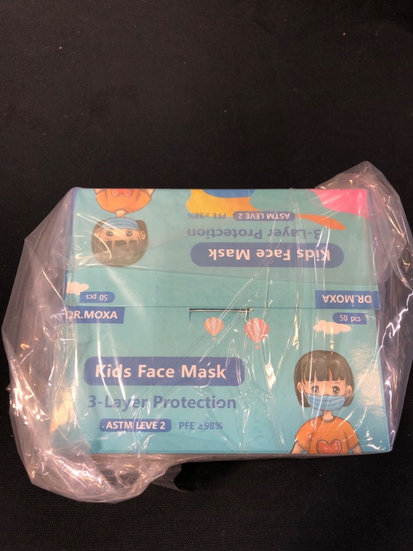 Photo 2 of 50 Pcs Kids Disposable Face Mask USA Made for Ages 4-12 Boys &Girls,3-Layer Safety Face Masks for Outdoor School, Pack of 2
