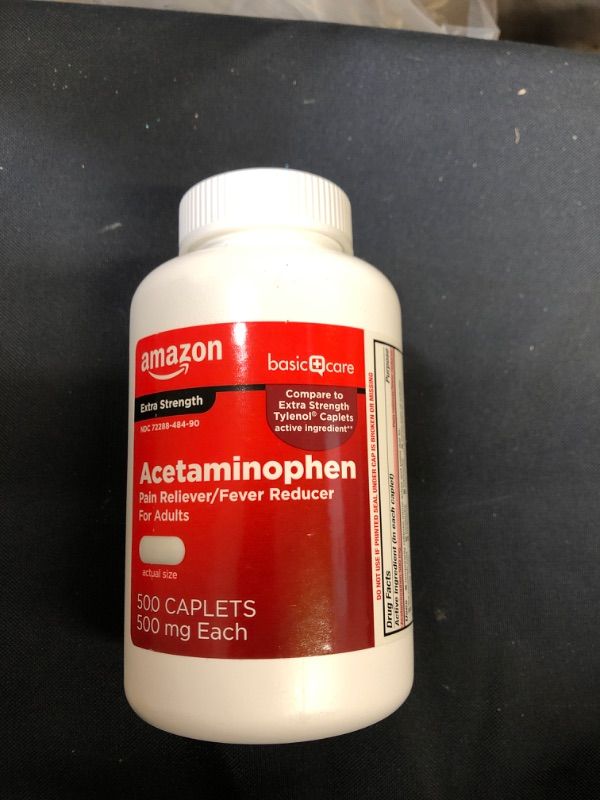 Photo 2 of Amazon Basic Care Extra Strength Pain Relief, Acetaminophen Caplets, 500 mg, 500 Count (Pack of 1) Exp 11 2022

