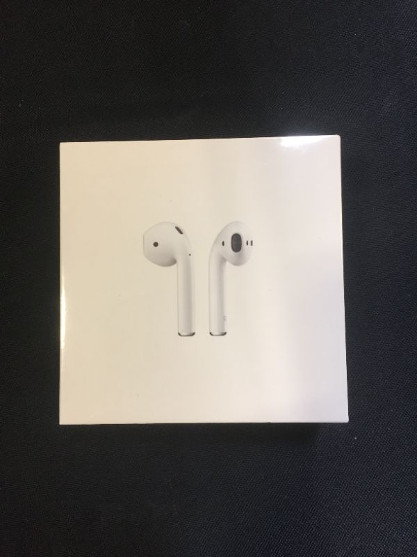 Photo 2 of Apple AirPods (2nd Generation)
