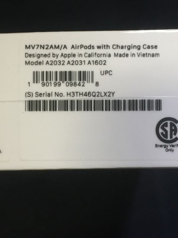 Photo 1 of Apple AirPods (2nd Generation)
