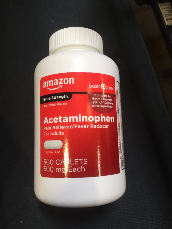 Photo 2 of Amazon Basic Care Extra Strength Pain Relief, Acetaminophen Caplets, 500 mg, 500 Count (Pack of 1)
EXP 11/2022