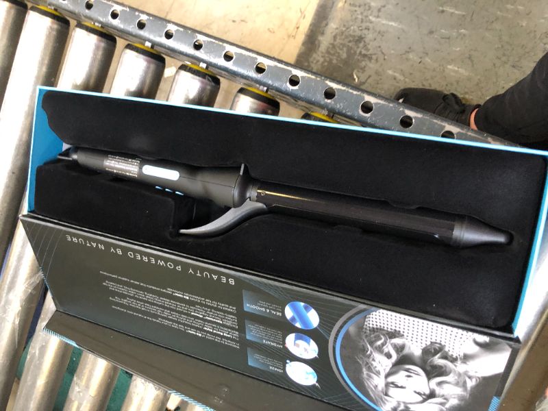 Photo 3 of BIO IONIC Long Barrel Styler
