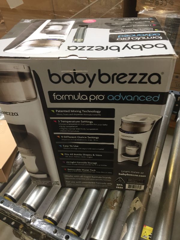 Photo 2 of Baby Brezza New and Improved Formula Pro Advanced Dispenser Machine